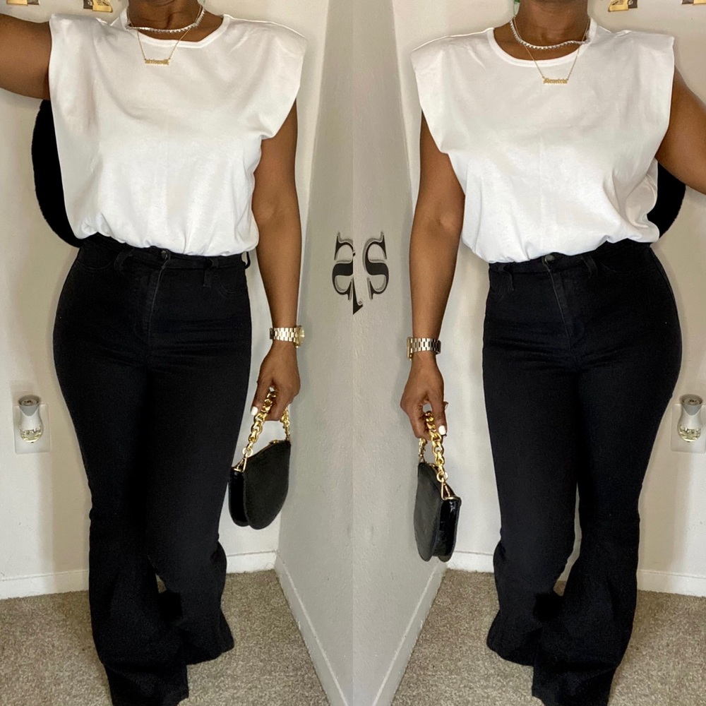 Bottoms Up Flare Jean